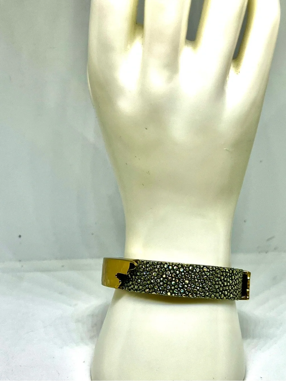 Dallas Stingray Rustic Cuff